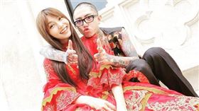 謝和弦,莉婭,婚紗照（圖／翻攝自謝和弦IG）