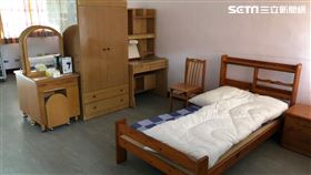 獨／隔離環境曝光！英情侶喊「像監獄」：髒、沒熱水　250元含3餐+專人處理垃圾(圖/花蓮衛生局提供)