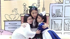 王若琳《胖球&斯拉診療室》照片提供／索尼音樂