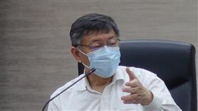 機車事故增加  柯文哲認與外送員有關促分析台北市長柯文哲（圖）27日在市政大樓主持交通會報，指出機車事故件數增加，應與美食平台外送員有關，要求交通局統計與分析。中央社記者梁珮綺攝　109年3月27日