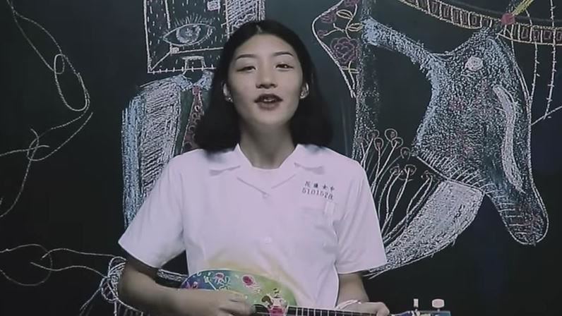 畢業歌扯長頸鹿發情　破百萬人點瀏覽