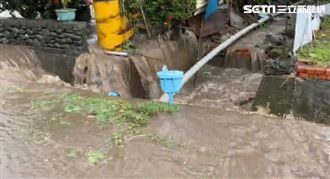 大豪雨突襲　台東民宅淹水、家具泡濕