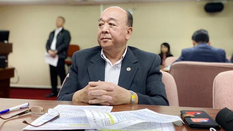 粉絲我來了！吳斯懷「正版粉專」上線