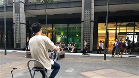 電子小提琴家,簡伯廷,音樂,街頭藝人