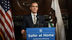 洛杉磯市長賈西迪警告疫情可能更嚴峻武漢肺炎疫情擴大，洛杉磯市長賈西迪（Eric Garcetti）（圖）表示，按照病例增加的速度，洛杉磯會是下一個紐約。（市長辦公室提供）中央社記者林宏翰洛杉磯傳真　109年3月28日