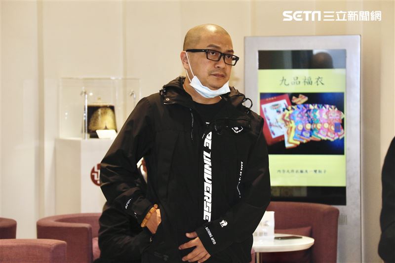 Paul弔唁劉真（圖／記者林聖凱攝影）