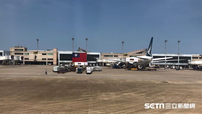 國門淪陷！桃機旅客服務中心1人確診