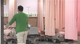 稱玻璃刺腳女鬧急診 醫霸氣嗆