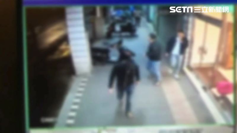 誤以為遭譙髒話　莽男當街痛毆無辜男