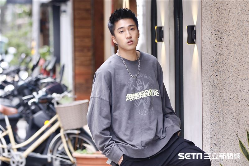 婁峻碩接受三立新聞網專訪。（圖/記者林聖凱攝影）