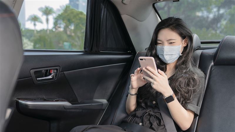 Uber要求駕駛乘客戴口罩