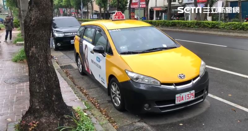 找到了！嫌開小黃贓車逃到林口停車