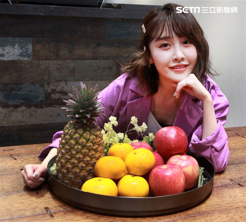 張若凡接受三立新聞網專訪。（記者邱榮吉/攝影）