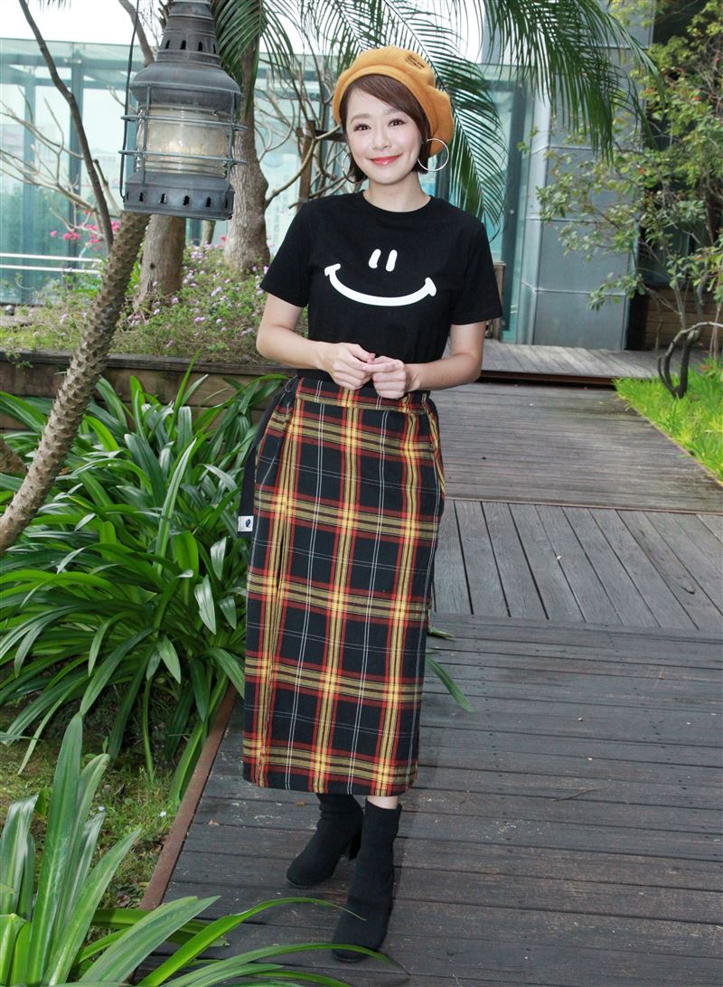 茵芙接受三立新聞網專訪。（記者邱榮吉/攝影）