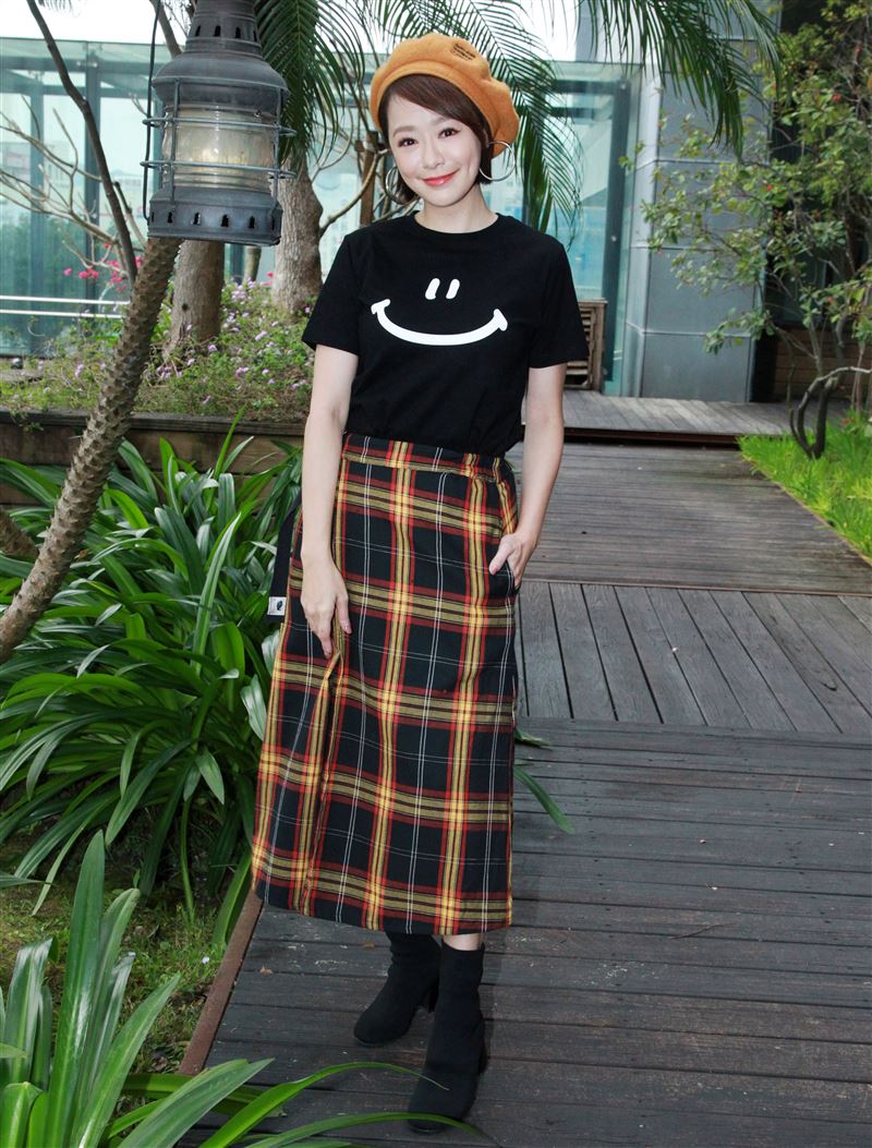 茵芙接受三立新聞網專訪。（記者邱榮吉/攝影）