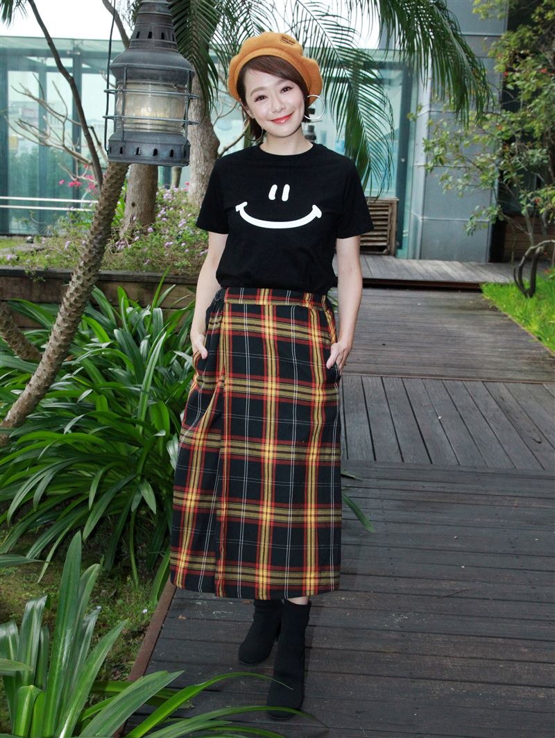 茵芙接受三立新聞網專訪。（記者邱榮吉/攝影）