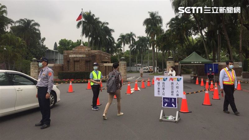 台大「軟封校」第一天！校園現況直擊