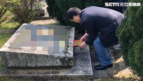 江柏樂開五指山棺木。（圖／江柏樂提供）