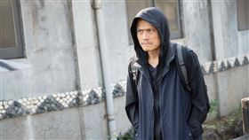 金馬影帝陳以文的駭人眼神震懾全場。（圖／八大提供）