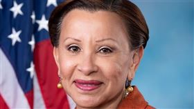 美眾議員推定確診　3日前與「議長裴洛西」近距離接觸（圖／翻攝自Nydia Velazquez臉書）