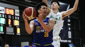 ▲林宜輝率隊終止台啤9連勝。（圖／中華民國籃球協會提供）