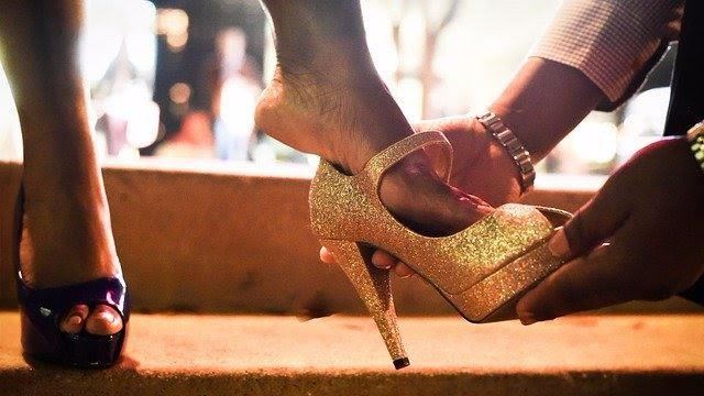 如何自然地跟喜歡的女生聊天呢？