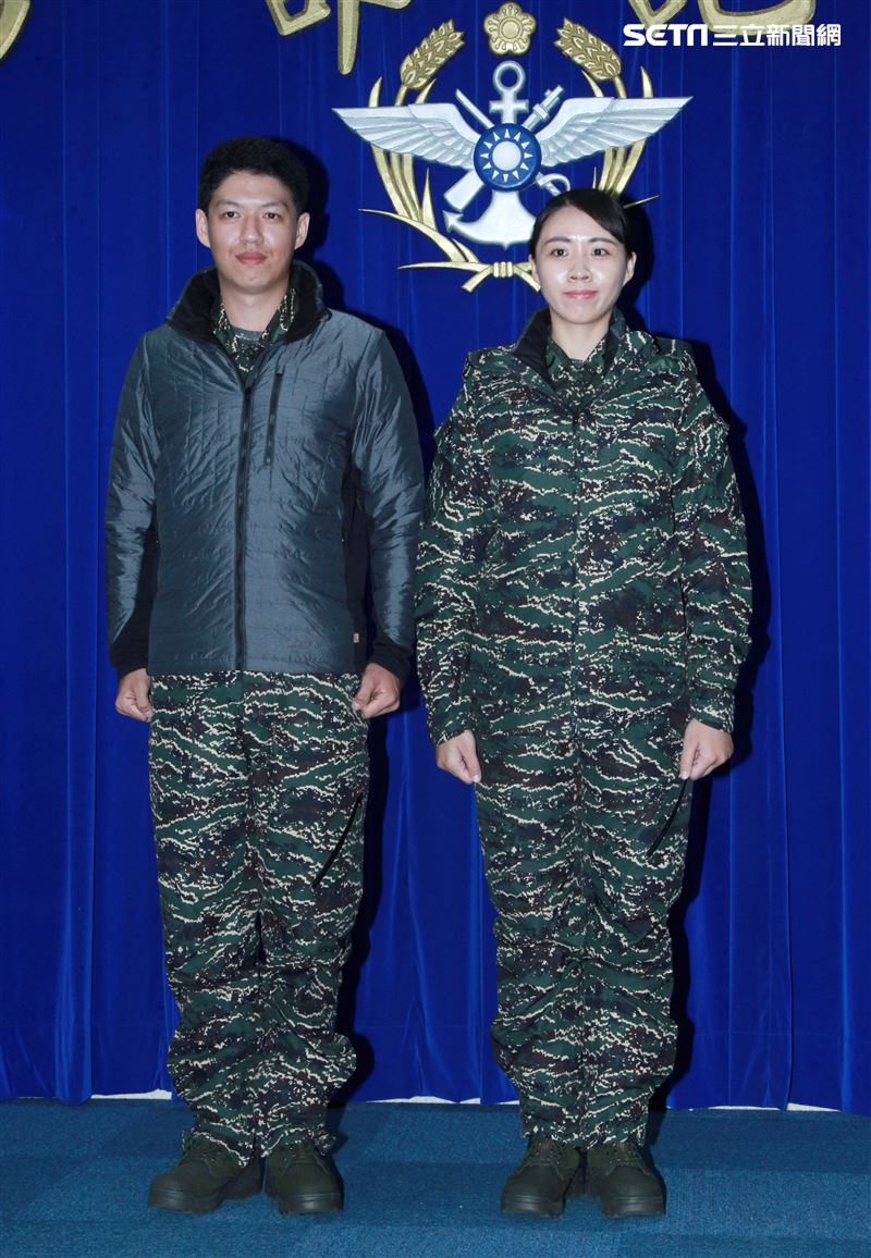 海軍採用知名品牌，照顧官兵精神及滿足官兵穿著實際需求。（記者邱榮吉/攝影）