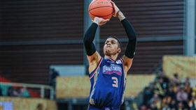 隔離大鬧飯店！CBA超級外援闖貨
CBA,南京同曦,隔離,外援,Joseph Young
翻攝自微博