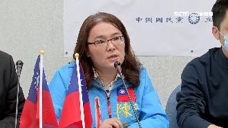 陳玉珍再槓統獨　綠委：打人喊救人