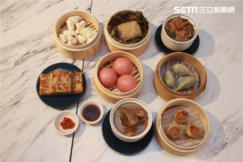 小三元精緻港點進駐101大樓B1推出各種精緻好吃港點。（記者邱榮吉/攝影）