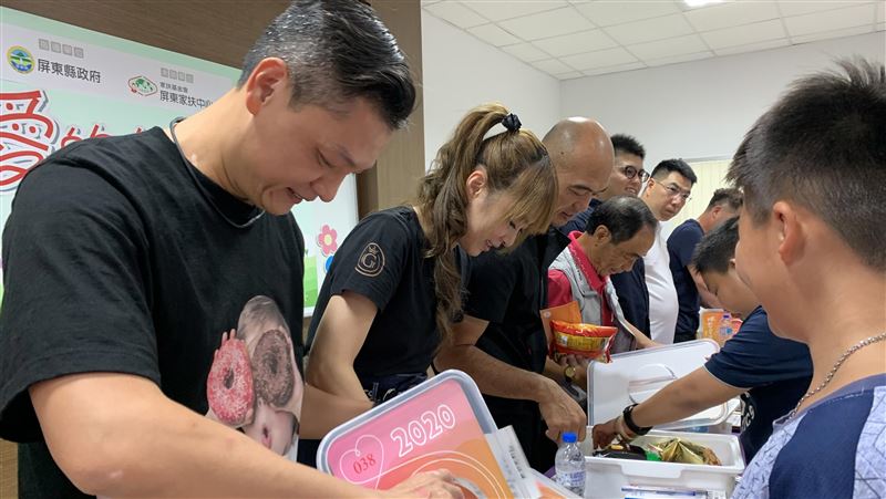防疫不忘公益　陳价斌為家扶兒造幸福