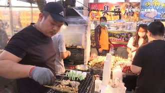 夜市燒烤防疫　 熟客免擠人享得來速