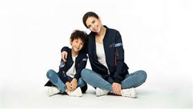 華航飛行夾克。（圖／翻攝自華航eMall）