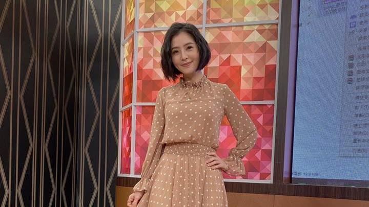 女星卵巢長巨大畸胎瘤　忍痛半年開刀