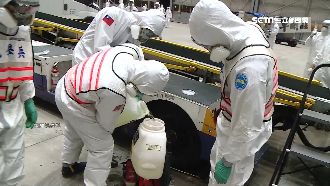 女搭類包機返台發燒　疫情中心這樣說