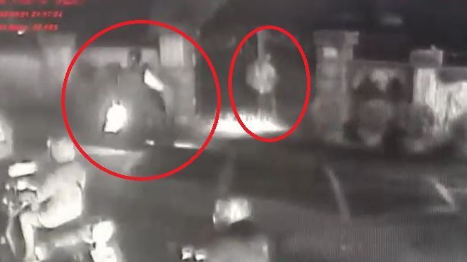 老婦關鐵門遭撞死　騎士竟倒退嚕狂逃
