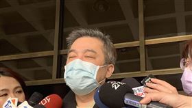 ▲張綱維再度現身台北地方法院。（圖／翻攝畫面）