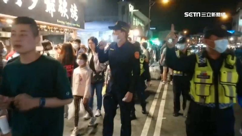 連假破口出現了？高雄湧發燒患者求診