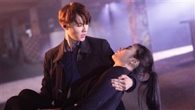 邱勝翊(王子),任容萱,陳以文,覆活（圖／八大提供）