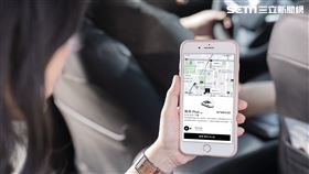 Uber全新乘車選項「菁英Plus」，讓消費者可以享受更寬敞舒適的車內空間、行程前還可以設定「溫度」和「對話」偏好、由高評分駕駛提供服務。（圖／Uber提供）
