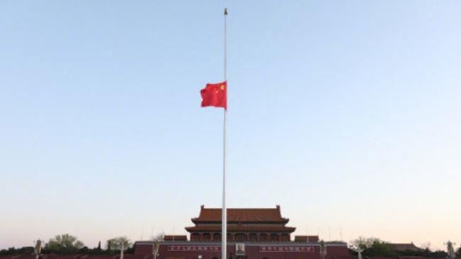 法記者忘關麥克風　嗆中國這句慘了…