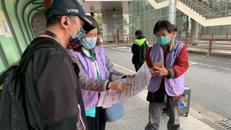 法辦！新北4人搭公車硬是不戴口罩
