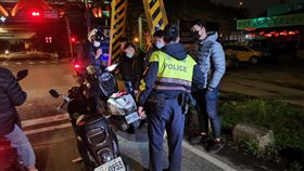 聚眾,刀械,玩具槍,板橋