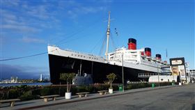 加州抗疫  打算徵調瑪麗皇后號疫情加劇，南加州長堤市（Long Beach）考慮徵調退役的大型郵輪瑪麗皇后號（Queen Mary）做為臨時醫院。中央社記者林宏翰洛杉磯攝  109年4月6日