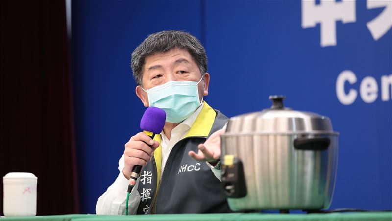 蒸口罩「神教學」日人狂讚陳時中好神