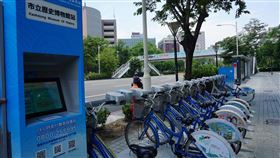 高雄C-Bike營運入不敷出  將走入歷史高雄市政府環保局經管C-Bike11年，營運收入不及新台幣千萬元但是營運費卻逾6000萬元，市府評估移轉給交通局，已對外招標，預計7月起由YouBike取代，現有腳踏車的處理，如逾使用年限就報廢，堪用的會集中評估處理。（環保局提供）中央社記者王淑芬傳真  109年4月7日