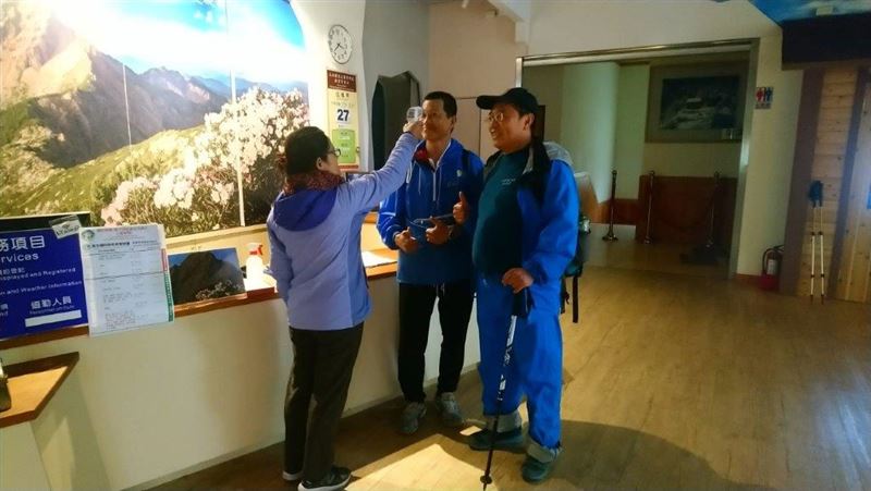 玉山啟動防疫措施　各山屋床位全減半
