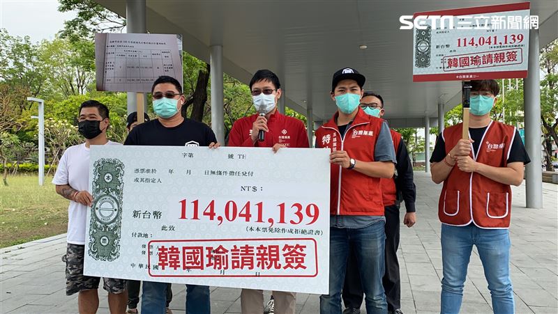 韓國瑜被追債？他親送破億本票進市府