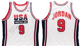 太夢幻！喬神簽名夢幻隊原味球衣開標
Michael Jordan,夢幻隊,1992奧運,原味,簽名,球衣,拍賣
翻攝自拍賣網站Robert Edward Auctions