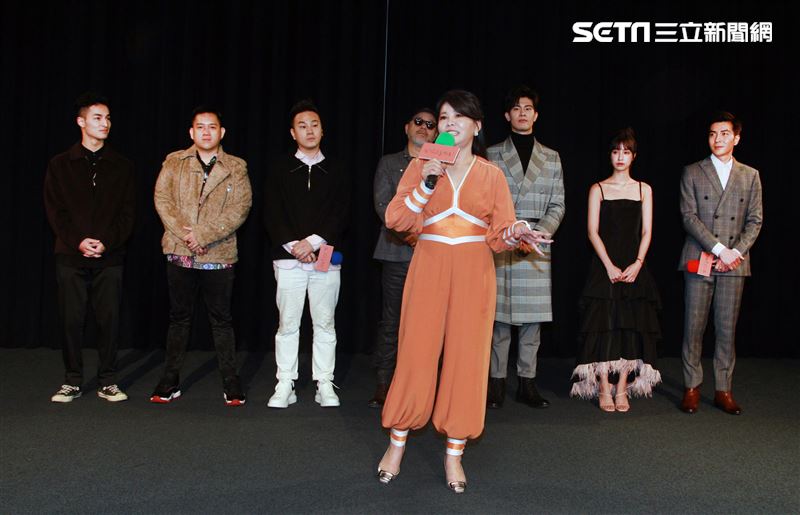 沈懿、林埈永、吳承洋、陳敬宣、江可德、班鐵翔、王孝元出席三立網劇「位！你在等我嗎？」首映會。（記者邱榮吉/攝影）